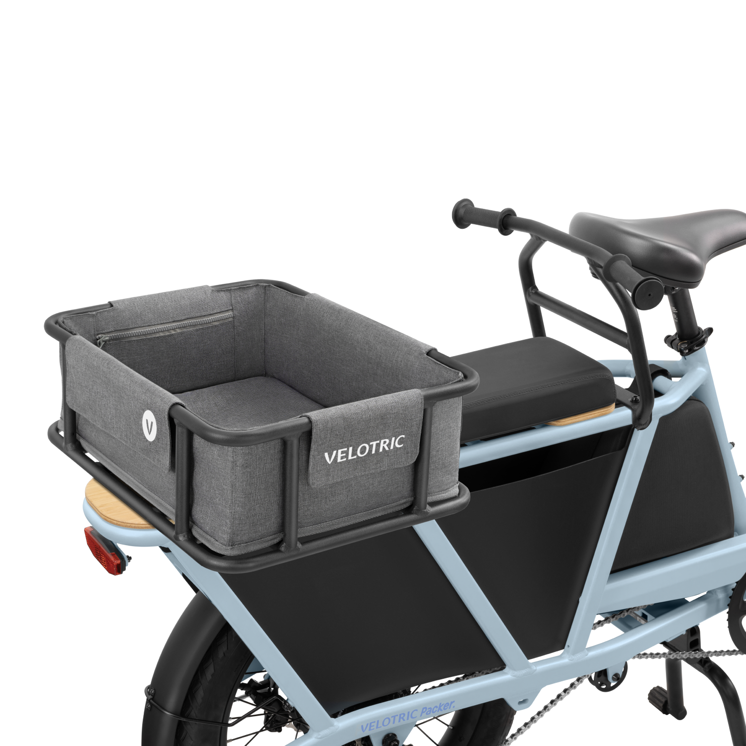 Sturdy Velotric Rear Basket (M) 2.0 for bikes, ideal for grocery storage.